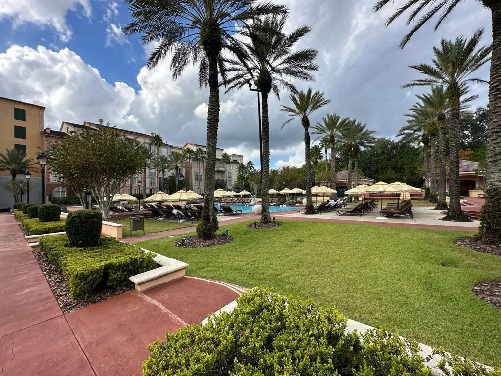 6 Reasons to Choose Loews Portofino Bay Resort